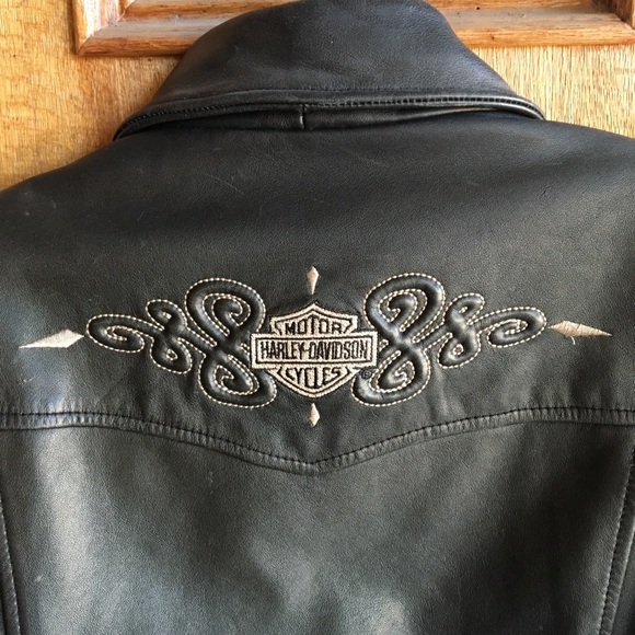 Woman’s Harley-Davidson Leather Jacket - Picture 4 of 9